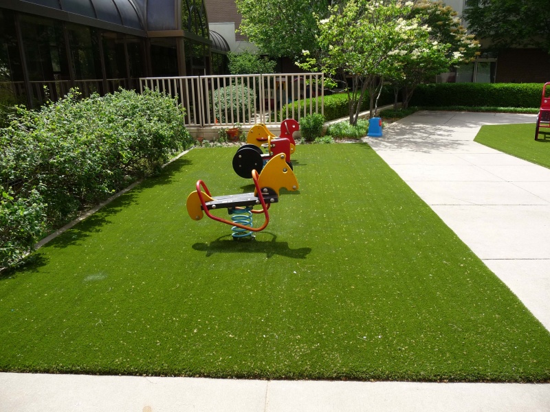 5 Reasons You Should Hire Professionals For Installing Artificial Playground Padding And Turf Encinitas